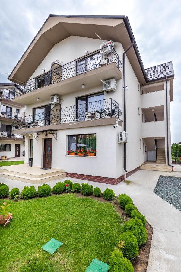 Vila Yna Năvodari Extérieur photo