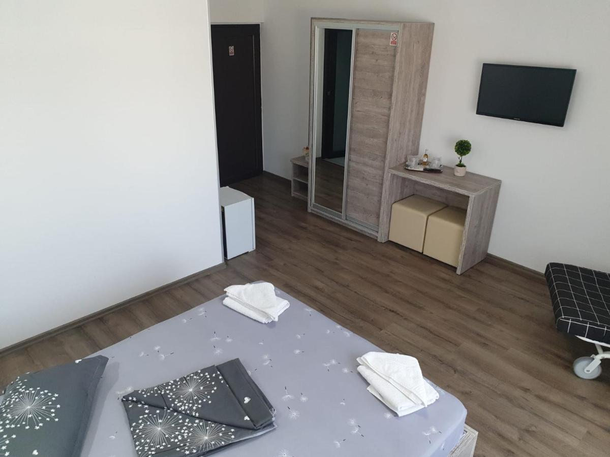 Vila Yna Năvodari Extérieur photo