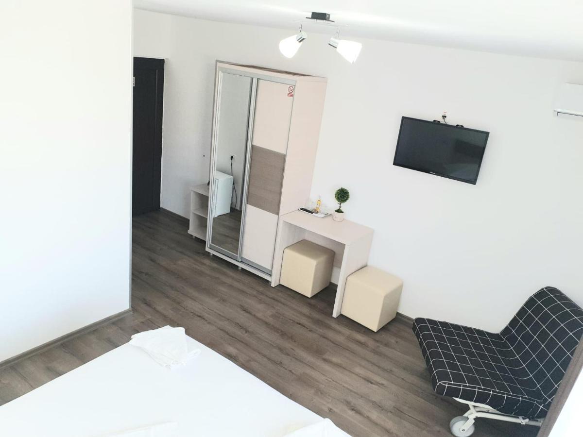 Vila Yna Năvodari Extérieur photo
