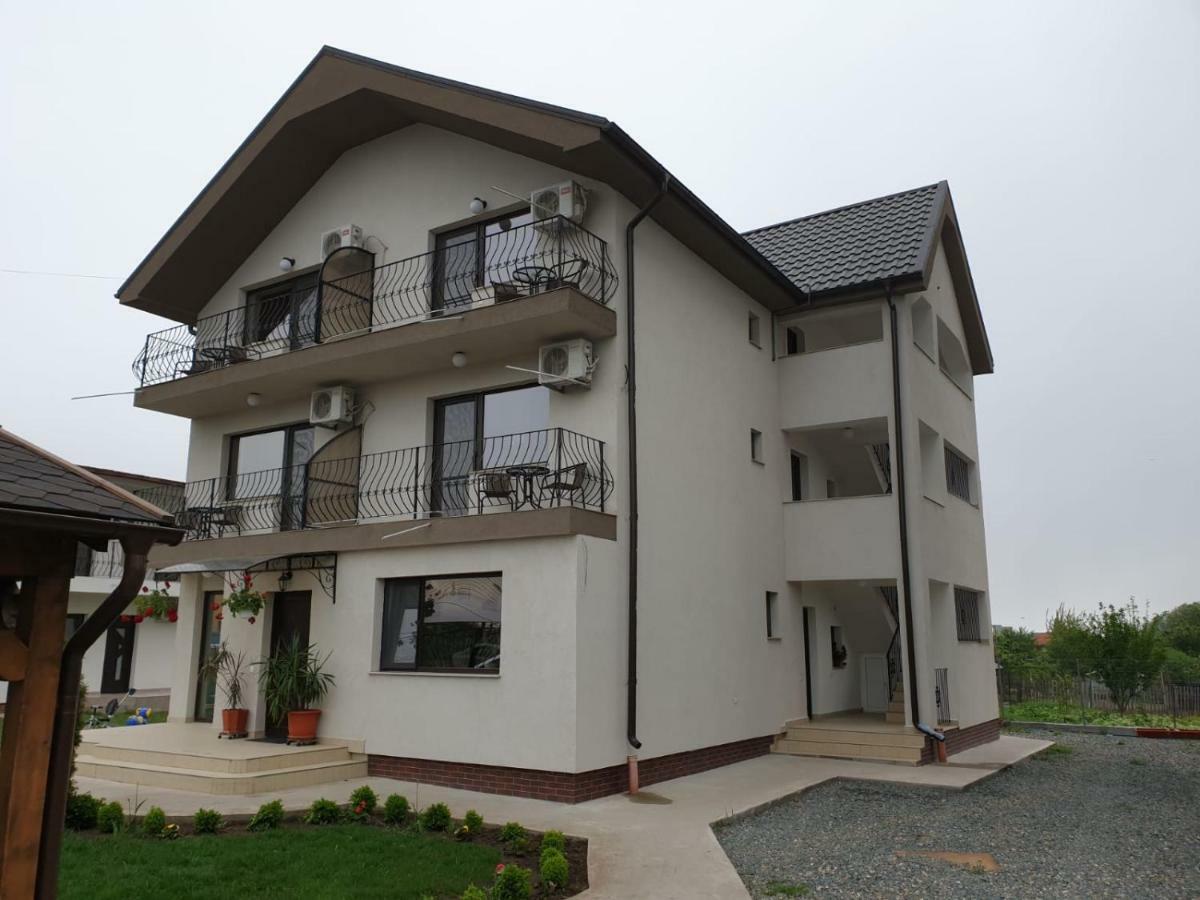 Vila Yna Năvodari Extérieur photo